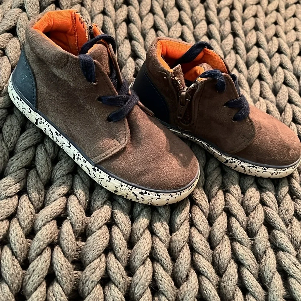 Cat & Jack Austin Boots Boys Size 8